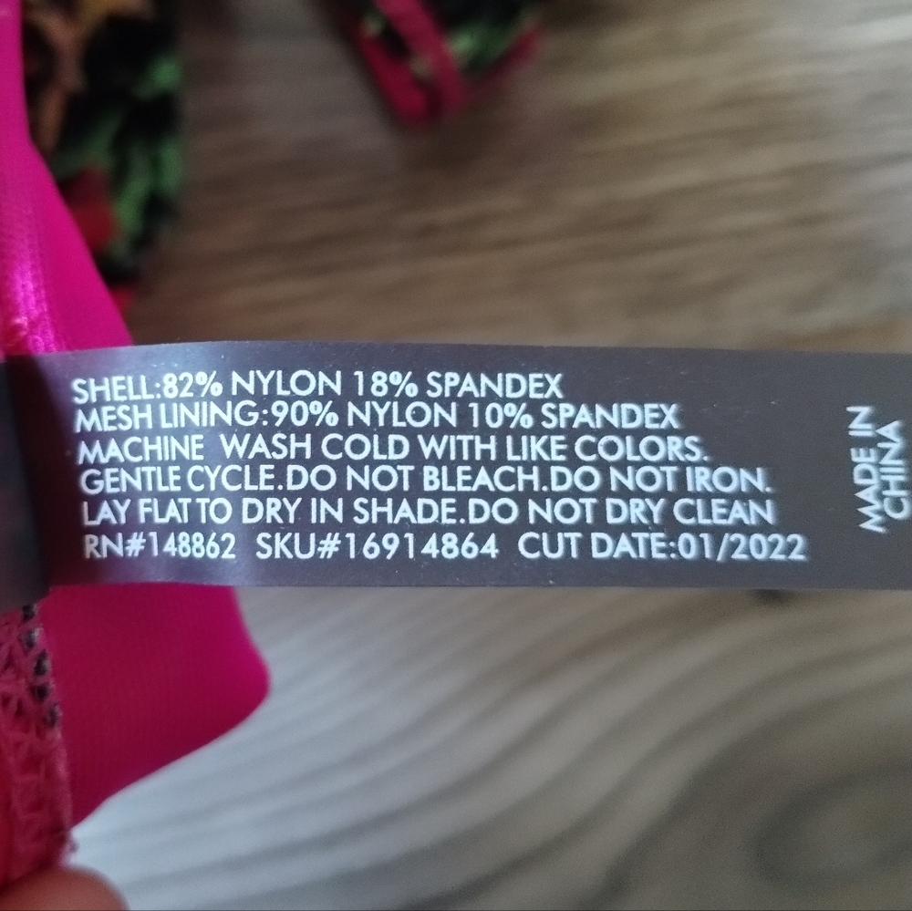 Torrid Wireless Adjustable Scoop Bikini Top in Leopard Pineapple Pink Size 4X - Picture 5 of 5